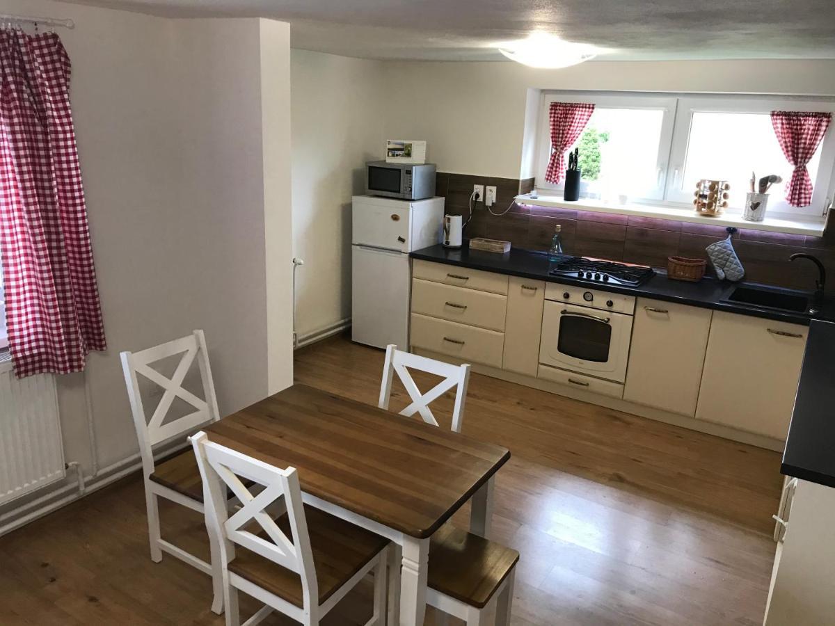 Apartman Emka 2 Lipótszentmiklós Kültér fotó