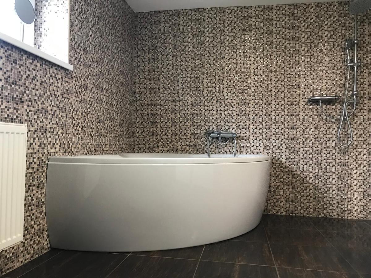Apartman Emka 2 Lipótszentmiklós Kültér fotó